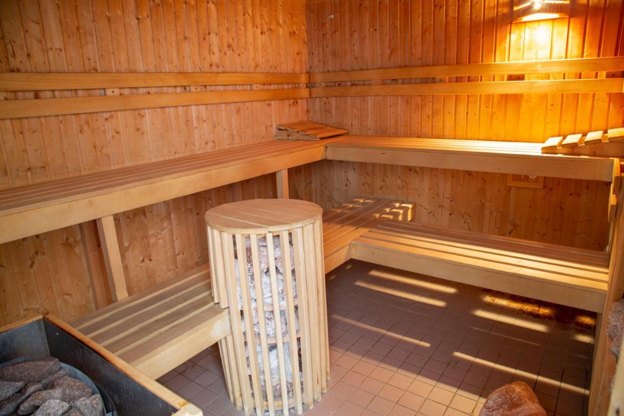 Wellness Hotel Central Klatovy Exterior photo